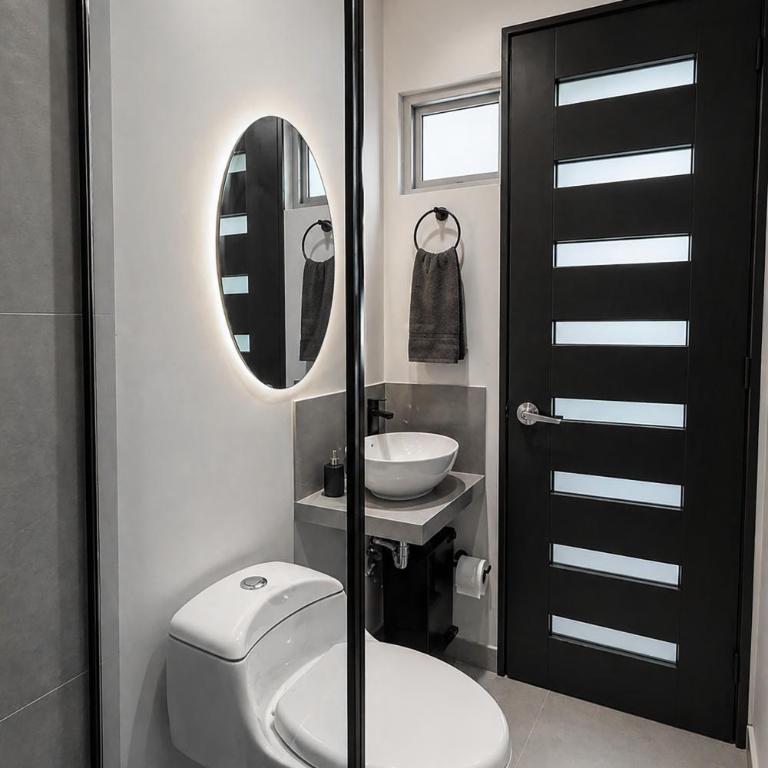 Living Hotel - Quadruple Room with Private Bathroom - 4