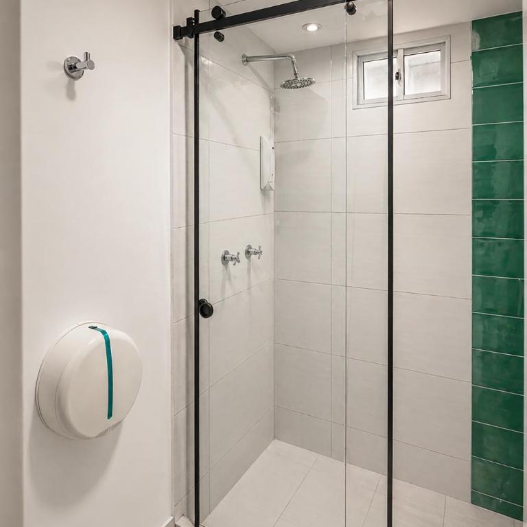 Living Hotel - Double Room with Private Bathroom - 4