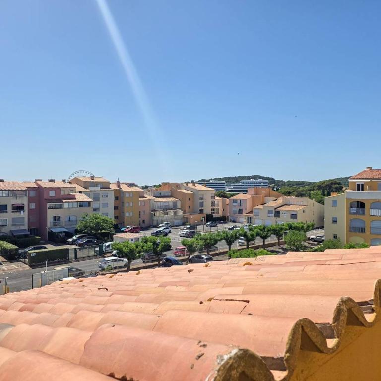 Appartement avec clim, terrasse et vue mer - 4 pers. - FR-1-880-96 - Apartment - 11