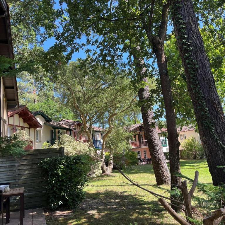 Maisonnette de tourisme avec piscine chauffée - 5 pers. - FR-1-878-78 - Maison de Vacances - 4
