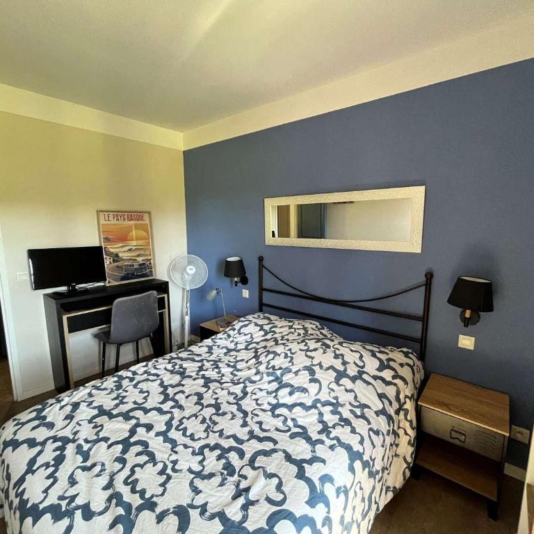 Maisonnette de tourisme avec piscine chauffée - 5 pers. - FR-1-878-78 - Maison de Vacances - 13