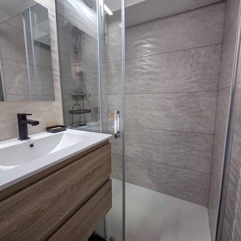 Studio en mezzanine, parking - 4 pers., Cap d'Agde - FR-1-880-97 - Studio - 6