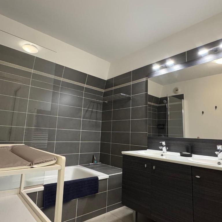 Appartement lumineux vue montagne - 5 pers. - FR-1-555-132 - Appartamento - 7