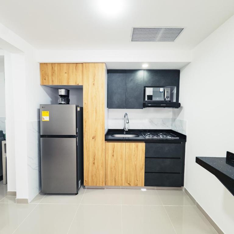 Colseguros - Deluxe One-Bedroom Apartment with City View - 23