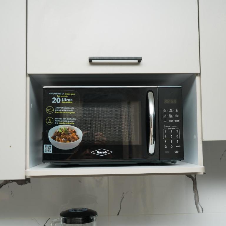 Colseguros - Deluxe One-Bedroom Apartment with City View - 31