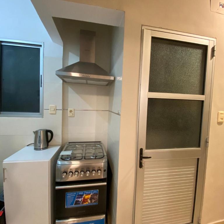 Turquoise, 2 bedroom garage, great location - Two-Bedroom Apartment - 20