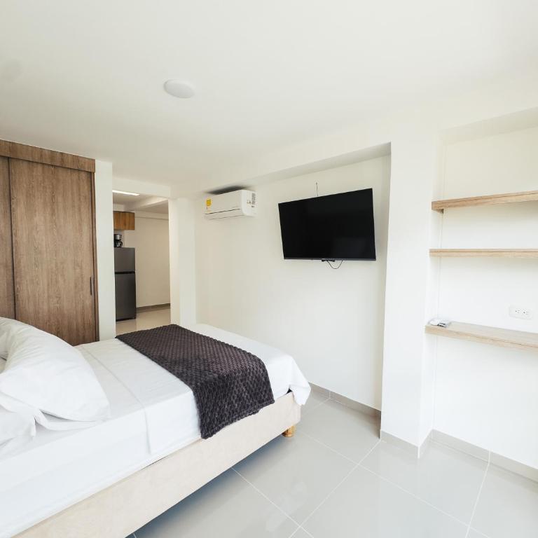 Colseguros - Deluxe One-Bedroom Apartment with City View - 57