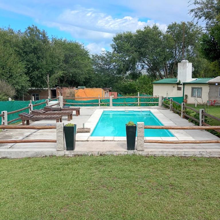 Casa de campo con parque y pileta - Casa de 3 dormitorios - 5