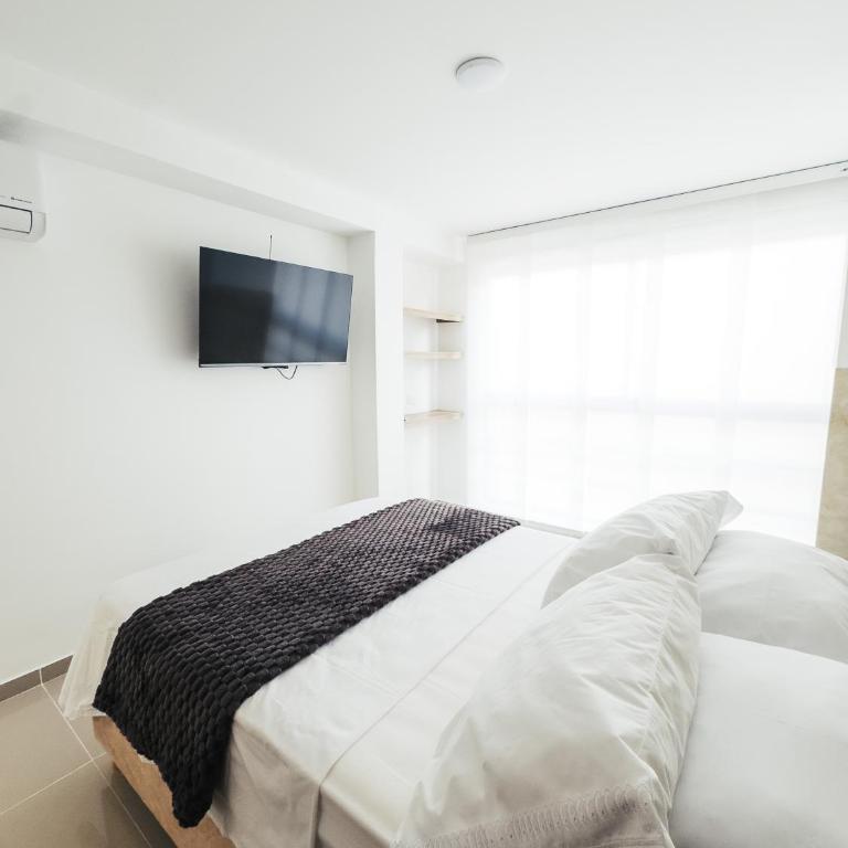 Colseguros - Deluxe One-Bedroom Apartment with City View - 51