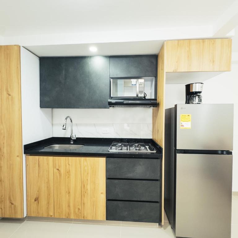 Colseguros - Deluxe One-Bedroom Apartment with City View - 41