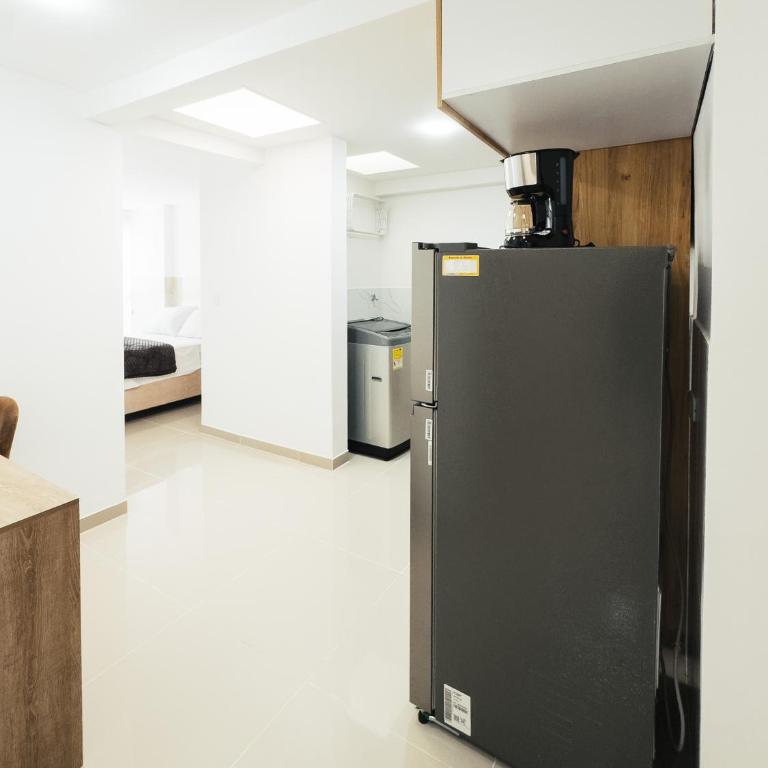 Colseguros - Deluxe One-Bedroom Apartment with City View - 38
