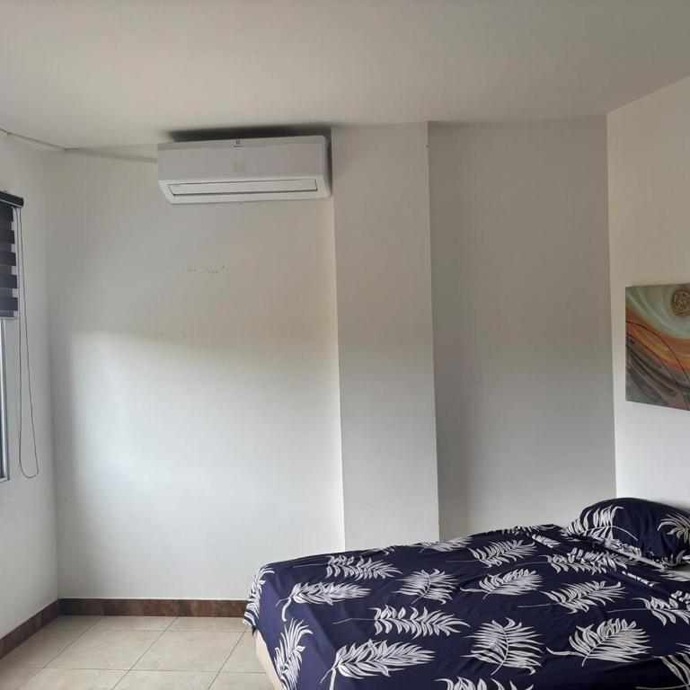 Nice apartment facing the sea and at the foot of the beach in punta blanca - Apartment - 40