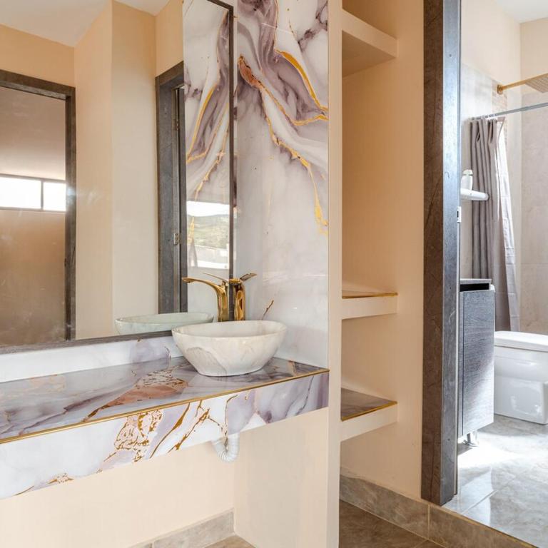Moderno departamento en el centro con parqueadero Sn5 - One-Bedroom Apartment - 6