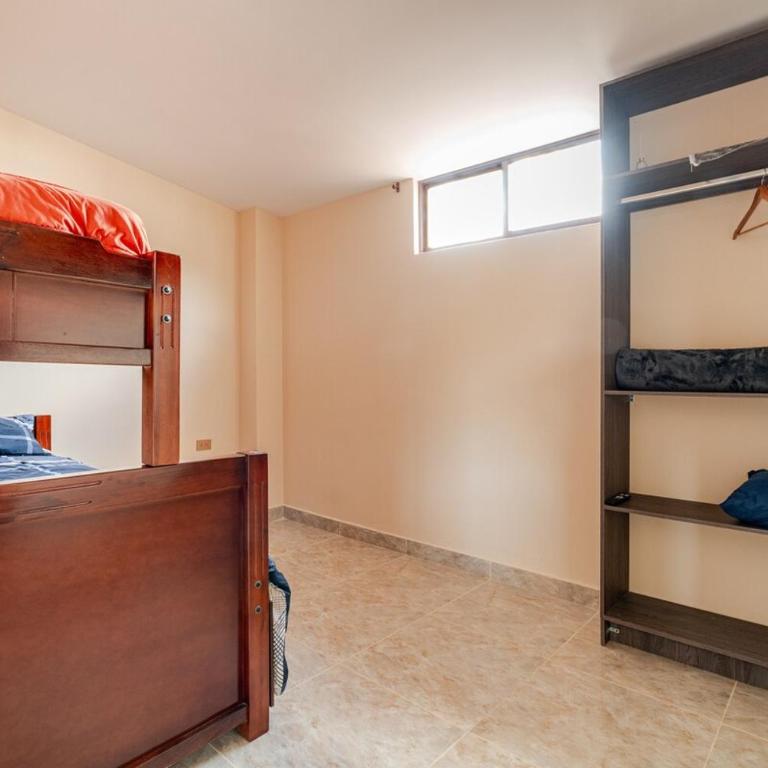 Moderno departamento en el centro con parqueadero Sn5 - One-Bedroom Apartment - 12