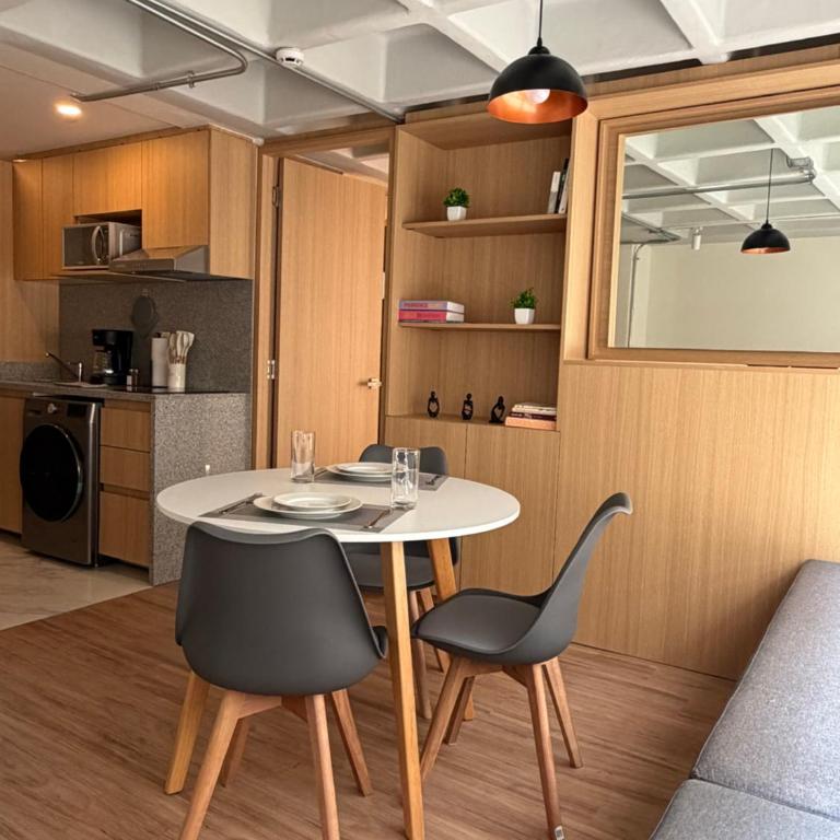 Praga Suites 2 Chic Loft Best Location - Maison de Vacances - 14