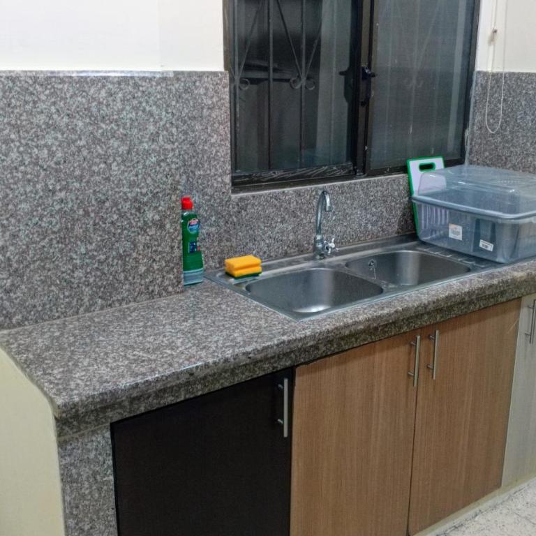 Dpto Kennedy 4dorm 1-9pers 6camas Parqueo - Apartamento - 11