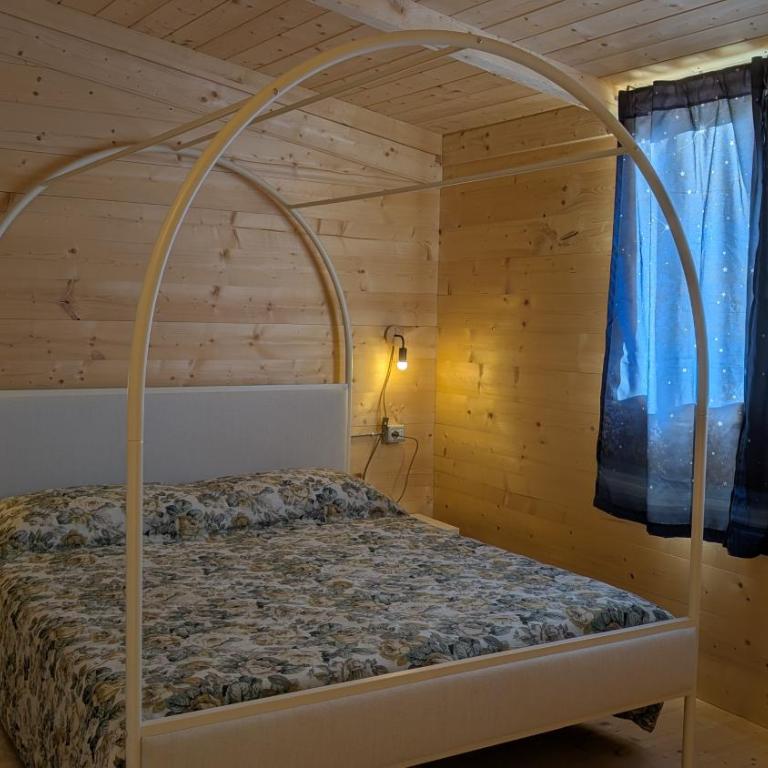 Camping Yoghi e Bubu - Chambre Double avec Salle de Bains Privative - 1