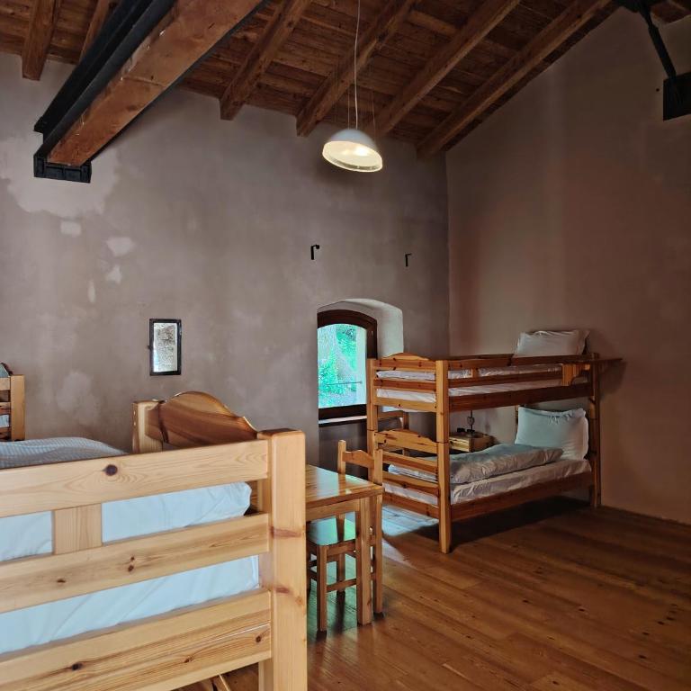 Rifugio Forte di Machaby - Dormitorio Misto con 6 Posti Letto - 9