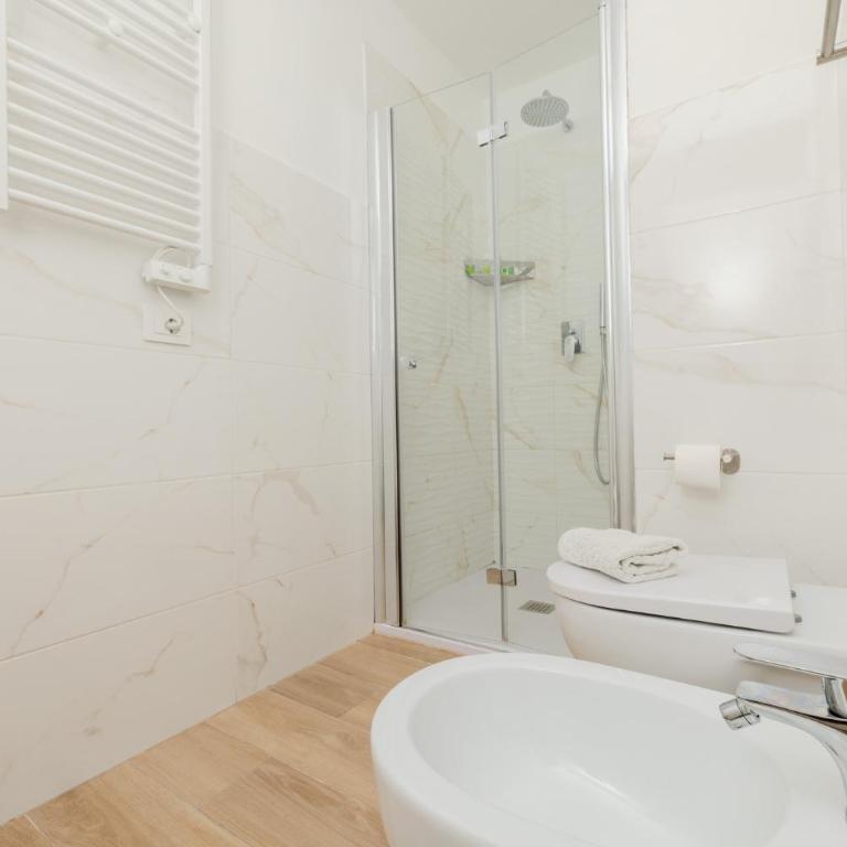 Marysel Rooms - Habitación Doble con balcón y vistas al mar - 17