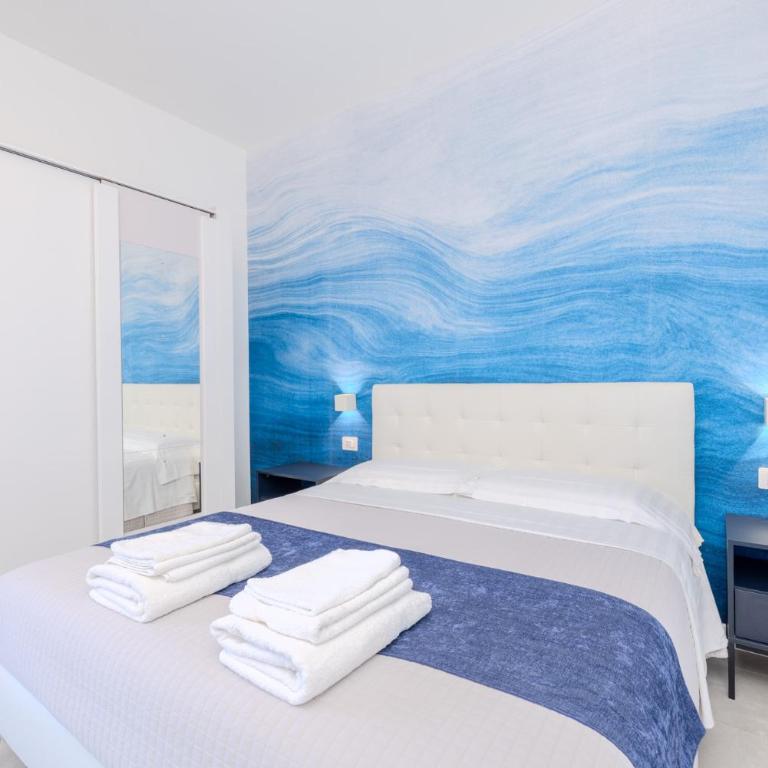 Marysel Rooms - Habitación Doble con balcón y vistas al mar - 14