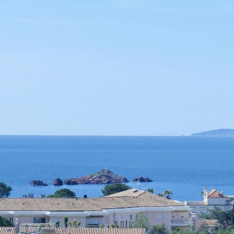 Private villa with private pool - One-Bedroom Apartment - 4