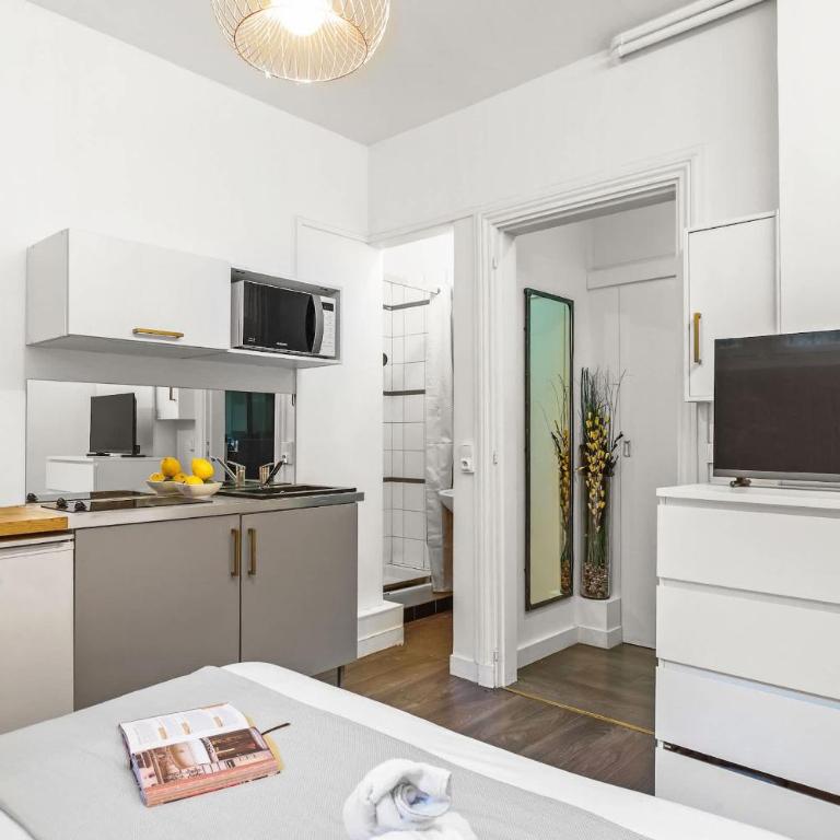 BnBNova - Studio Near Trocadéro & Champs - Élysées & Eiffel Tower - Studio - 7