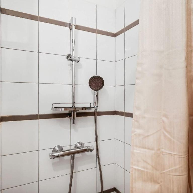 BnBNova - Studio Near Trocadéro & Champs - Élysées & Eiffel Tower - Studio - 12