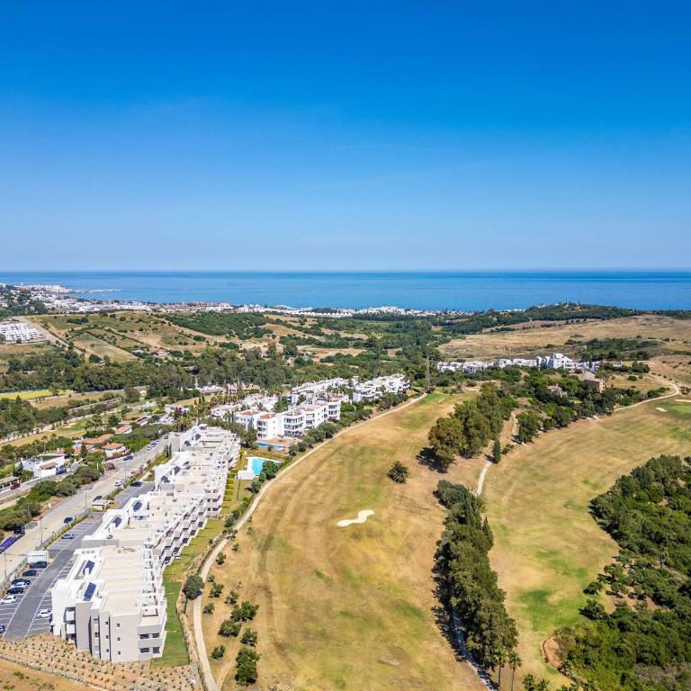 Casa Sunny Golf - Modern Retreat with Sea View - Appartement - 42