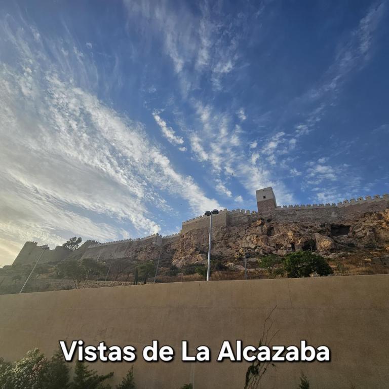 Casa Jairán - Terraza con vistas a La Alcazaba - Two-Bedroom House - 14
