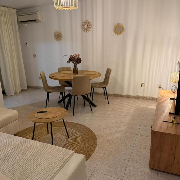 Cristal Del Cura Apartment - Two-Bedroom Apartment - 3