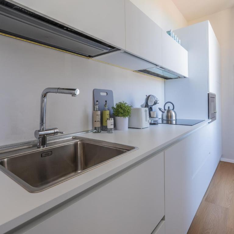 Il Balcone sul Lago - Appartamento con 2 Camere da Letto - 3