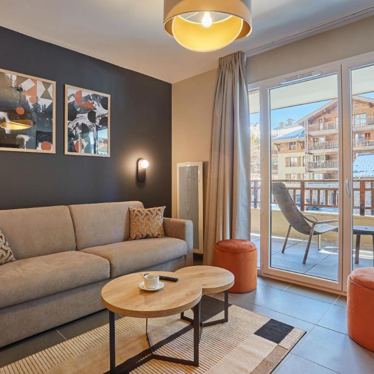 Résidence Odalys Le Mont d'Auron - Appartement avec Vue sur la Montagne - 11