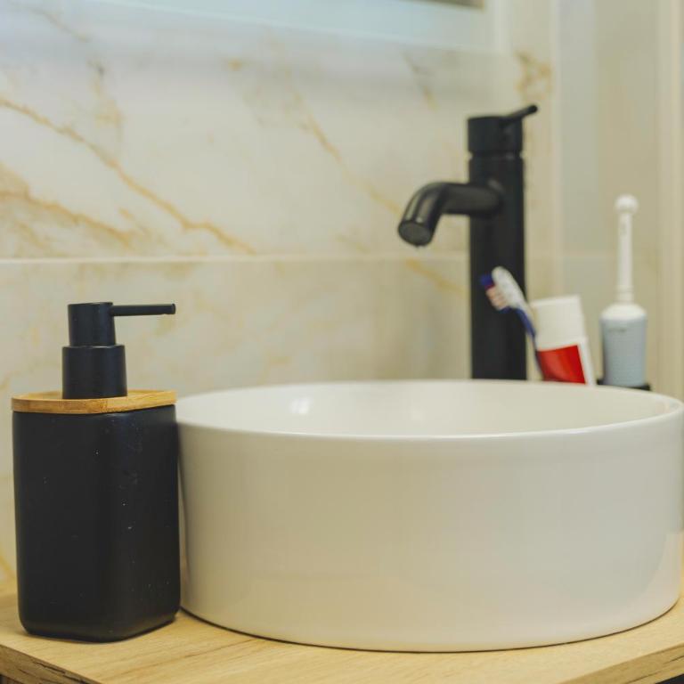 Apartamento con jardín y piscina en Vinaros , Platja les Deveses - Appartement - Rez-de-Chaussée - 13