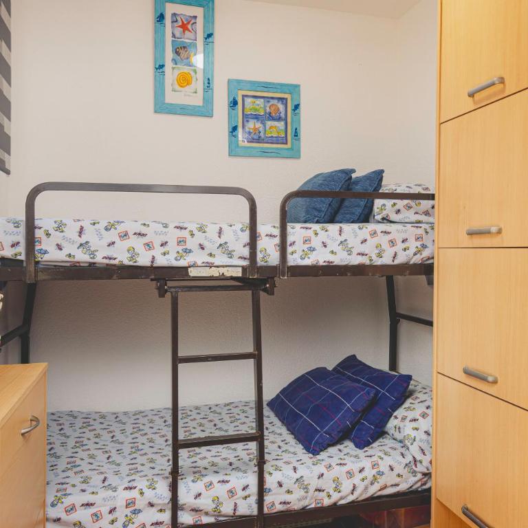Apartamento con jardín y piscina en Vinaros , Platja les Deveses - Appartement - Rez-de-Chaussée - 5