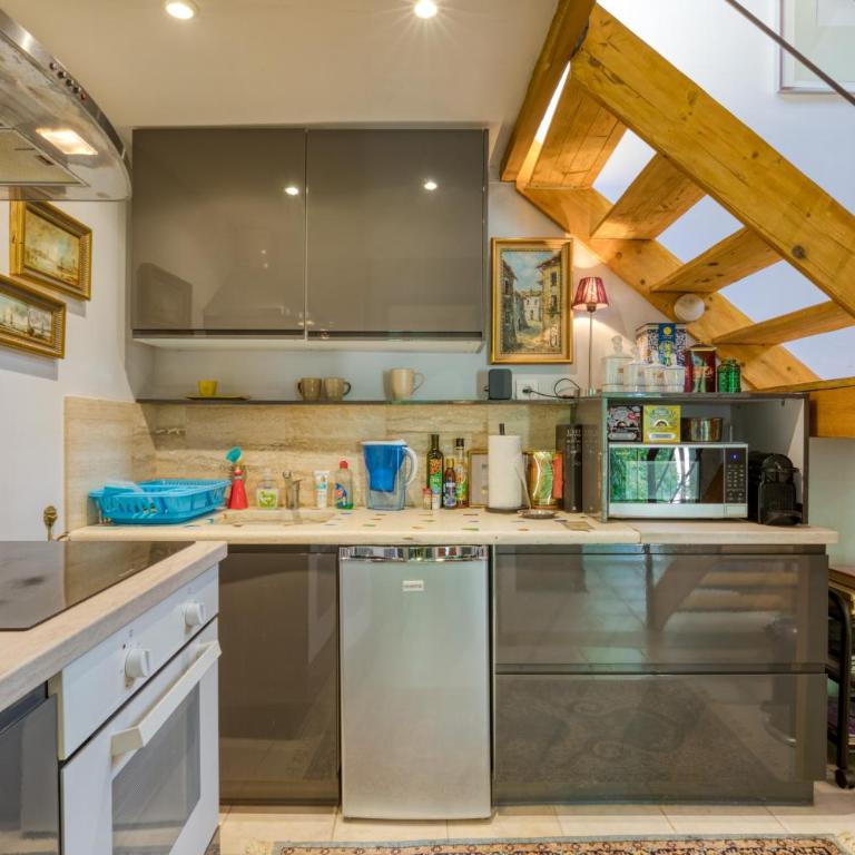 Appartement de charme Clim Pézénas - Appartement avec Douche - 7