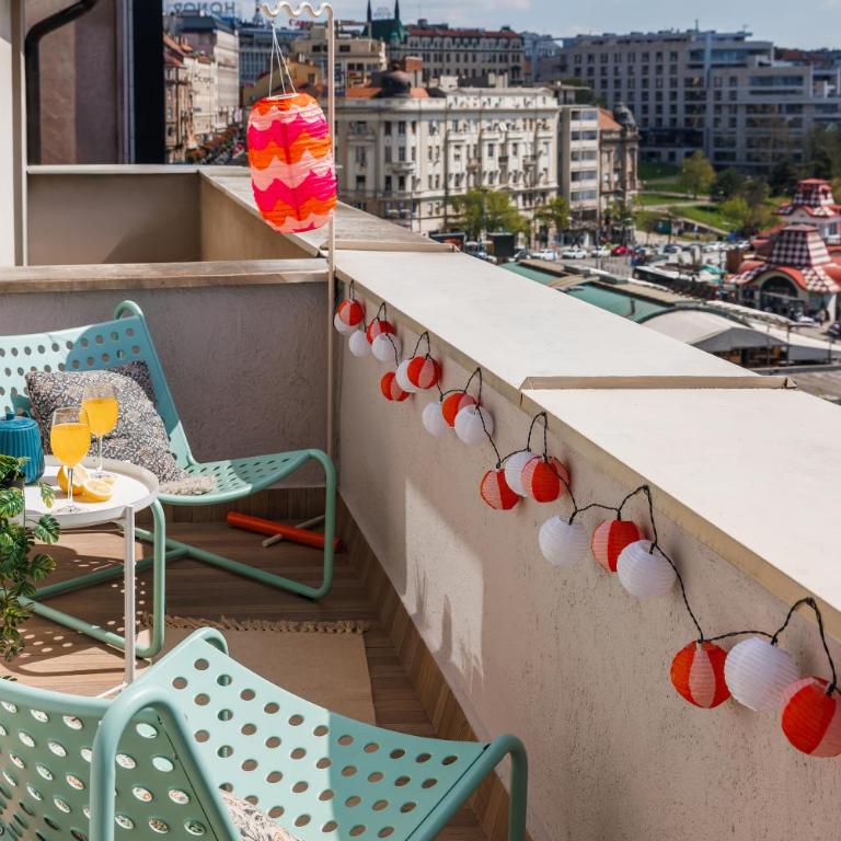 Roof Shelter with Balcony City View Foosball - Apartman sa 3 Spavaće Sobe i Balkonom - 1
