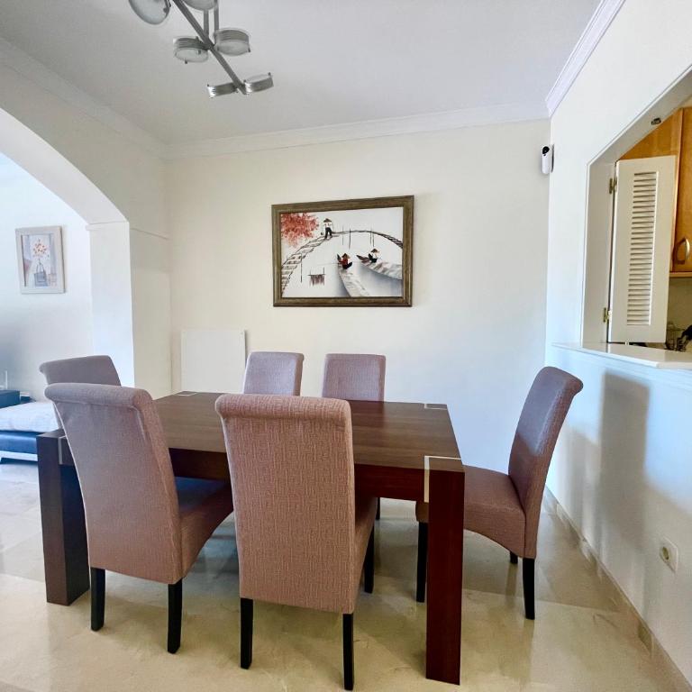 Holiday 2BR Apartment in Elviria, Marbella - Apartment mit 2 Schlafzimmern - 41