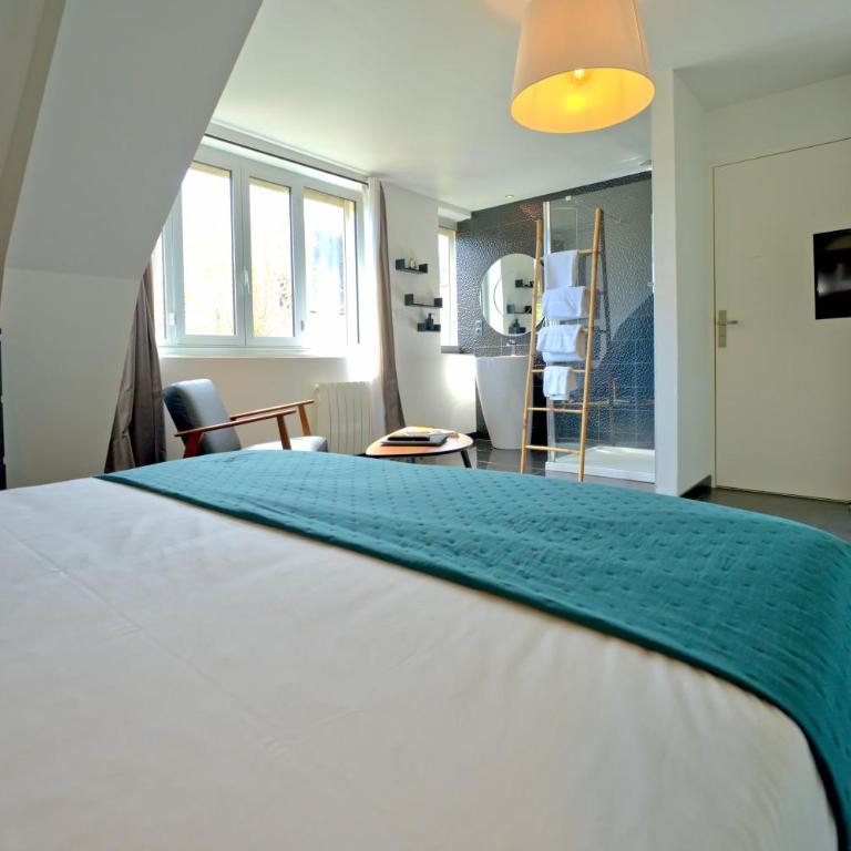 La Villa des Sables - Chambre Double ou Lits Jumeaux avec Salle de Bains Privative - 5