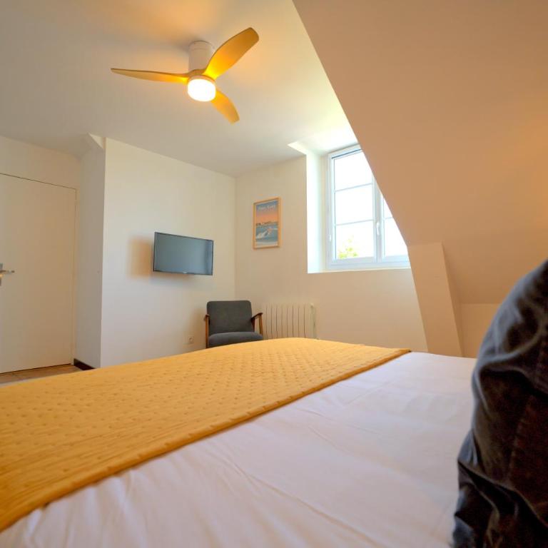 La Villa des Sables - Chambre Lit King-Size - Vue sur Jardin - 2
