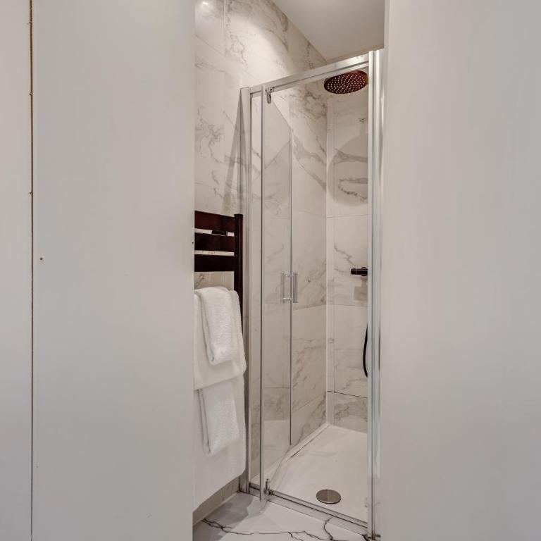 Magnificent apartment - 3BR- 8P - Batignolles - Appartement 3 Chambres - 14