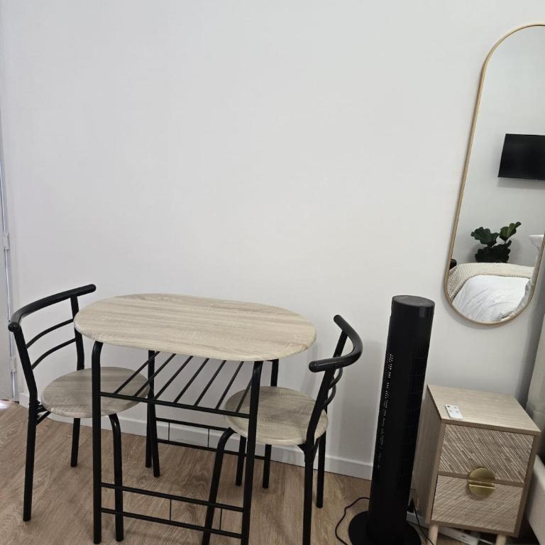 Cocon Urbain Studio2 Premium et Cosy Hotel Comfort - Appartement 1 Chambre - 12