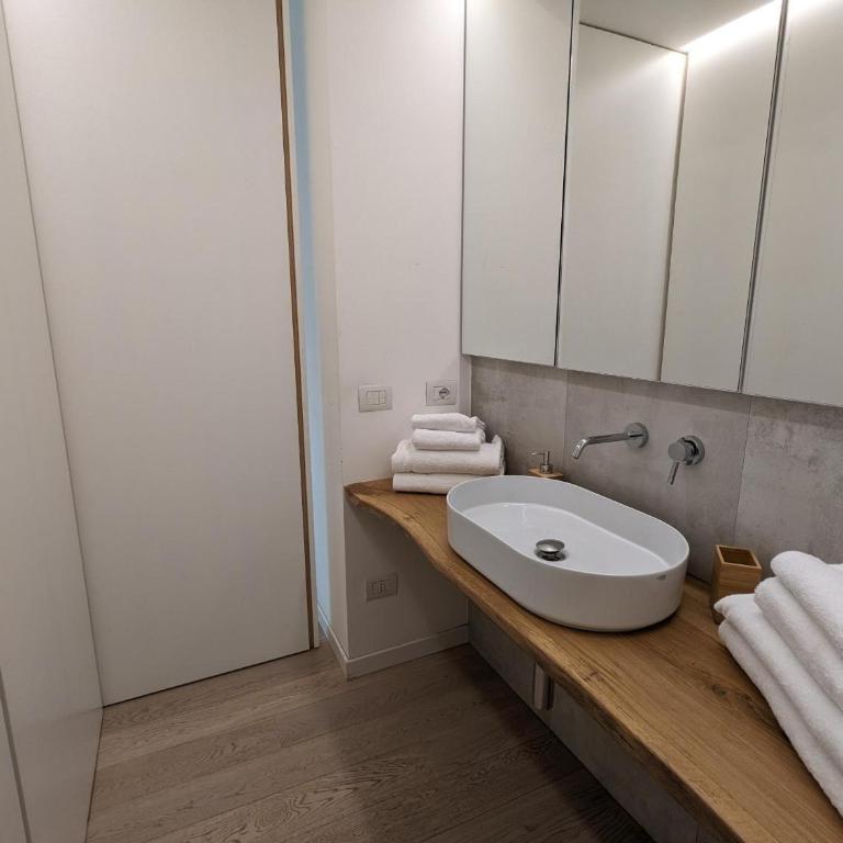 Papavero 70 - Appartamento Deluxe con 2 Camere da Letto e Balcone - 21