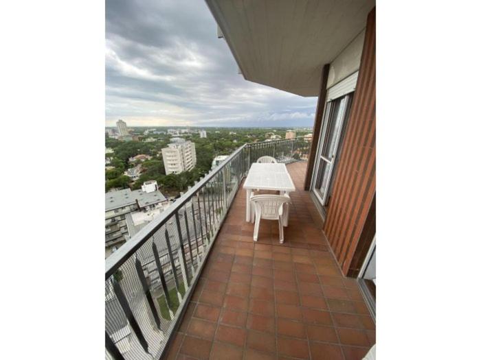 Condominio Aquilone - Apartamento de 2 dormitorios con vistas al mar - 4