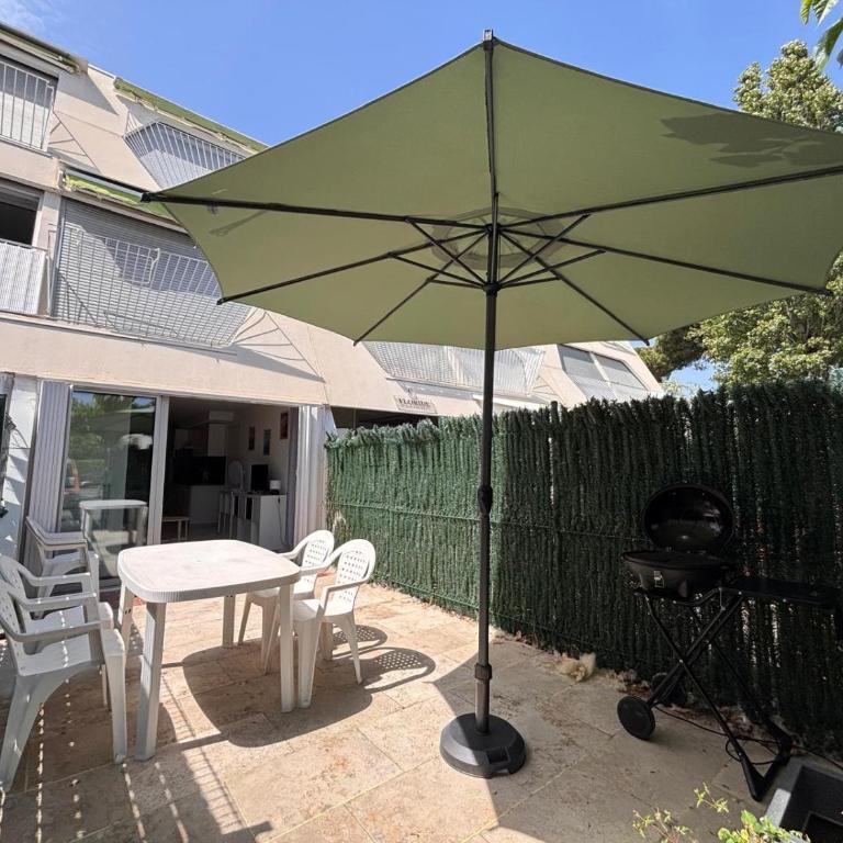 Idéal 5 Pers Terrasse, Parking, Plage - Appartamento con 1 Camera da Letto - 2