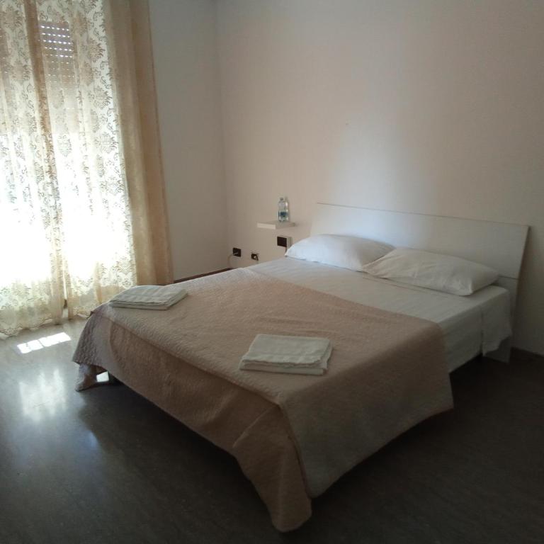 Katrin luxury - Zimmer mit Kingsize-Bett und Balkon - 1
