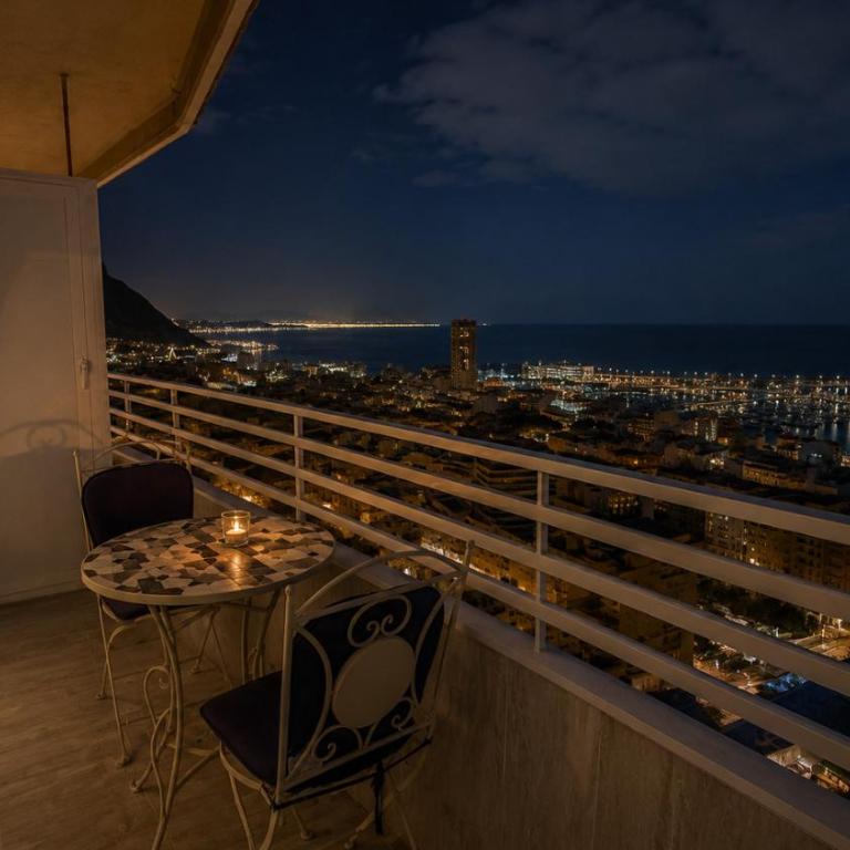 Riscal 23 - Studio avec Balcon - 9