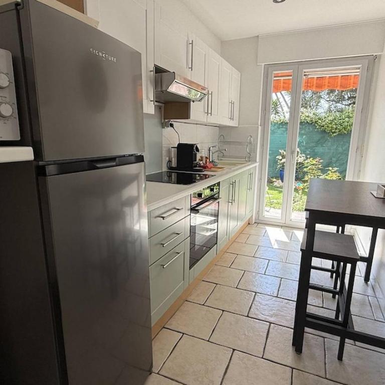 2P avec jardins wifi parking et proche commodités et mer - Apartamento de 1 dormitorio - 3