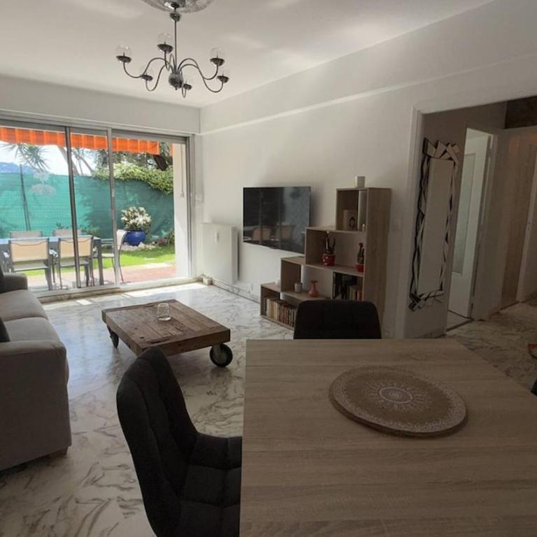 2P avec jardins wifi parking et proche commodités et mer - Apartamento de 1 dormitorio - 24