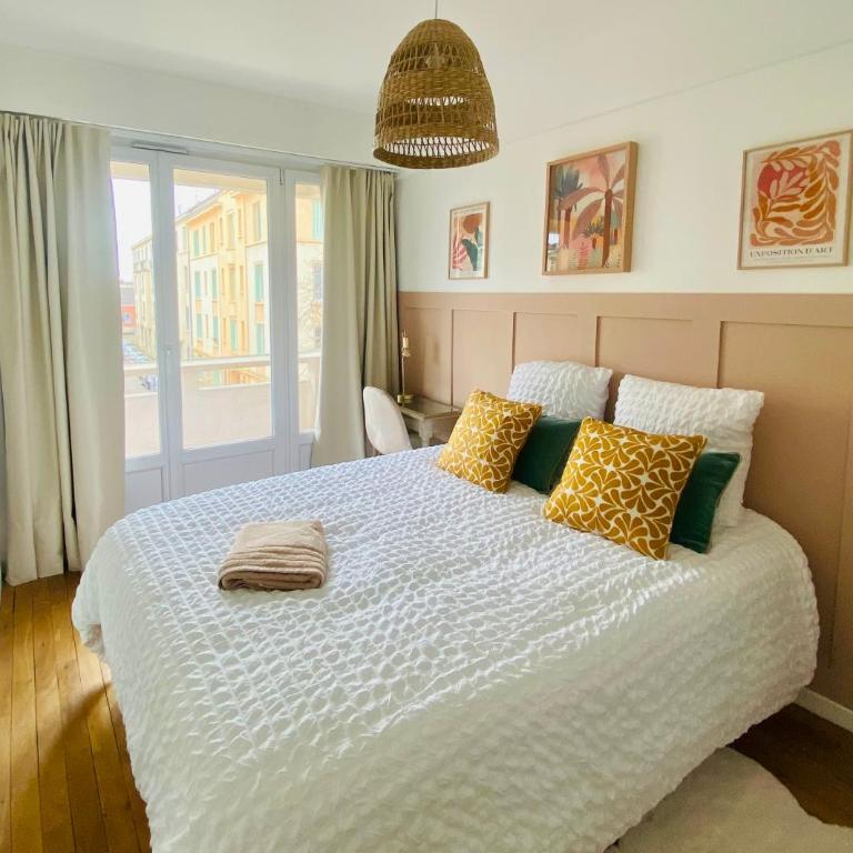Appartement centre ville, 3 chambres, refait à neuf - Apartamento de 3 dormitorios con balcón - 9