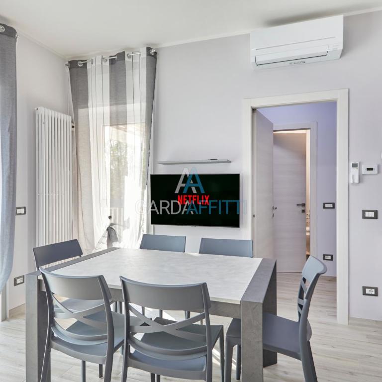 Domus Garda - Pool and terrace in the heart of Sirmione - Apartamento de 2 dormitorios con vistas a la piscina - 3